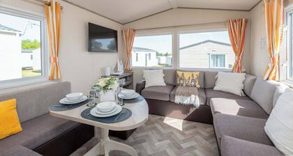 3-Bed Caravan Seton Sands- by Holiday Homes