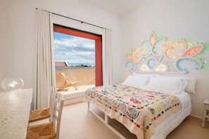12 多间卧室、办公桌、熨斗/熨衣板、旅行婴儿床