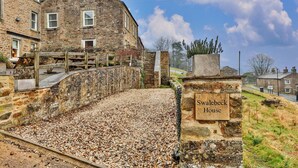 Imagen sin descripción, 3 de 30, botón