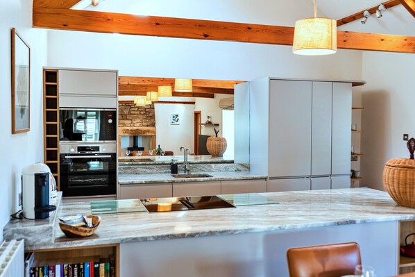 Cottage | Private kitchen | Stovetop