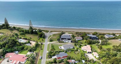 WaveSong Cottage - Your Escape by the Sea