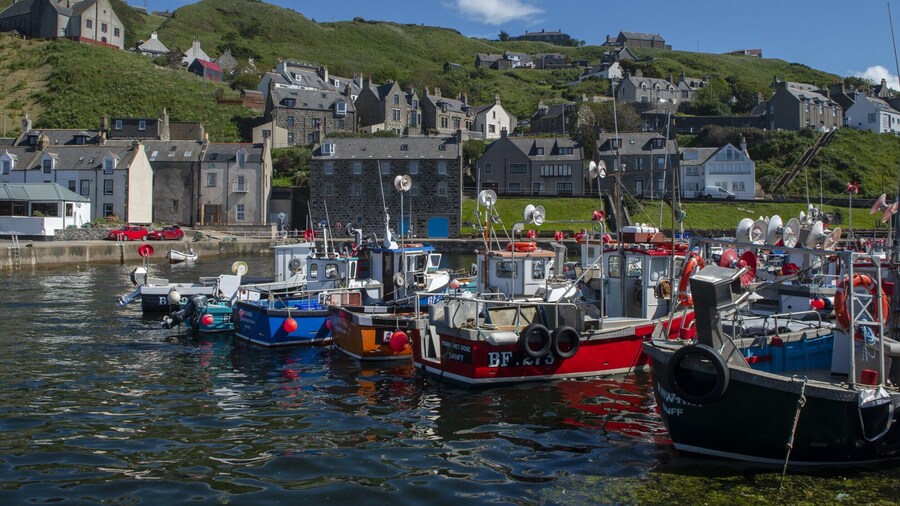 Delightful Seaside Retreat in Gardenstown, No Deposit