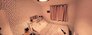 1 bedroom, iron/ironing board, free WiFi, bed sheets