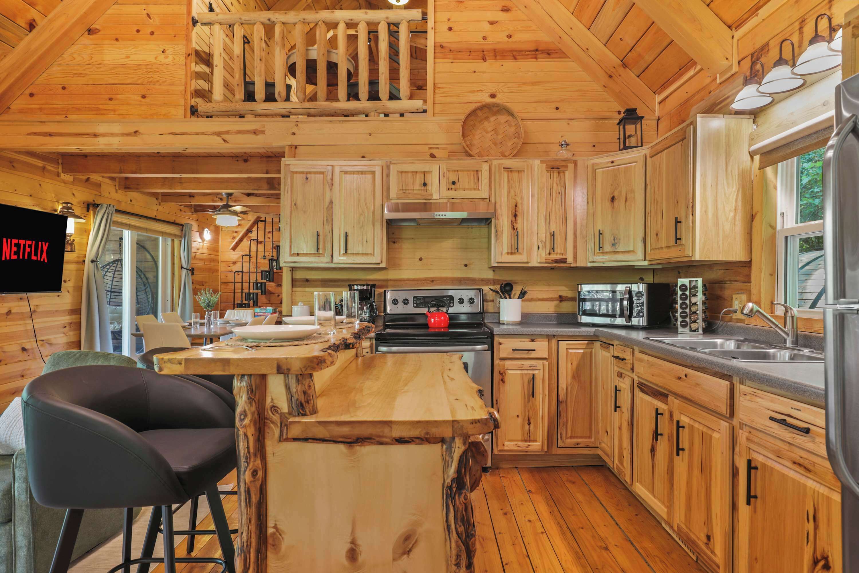 Frigorífic, microones, forn i placa de cuina 