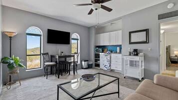 Televisión, oficina