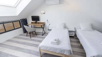 2 sovrum, skrivbord, strykjärn/strykbräda och wi-fi