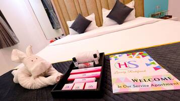 3 bedrooms, iron/ironing board, free WiFi, bed sheets