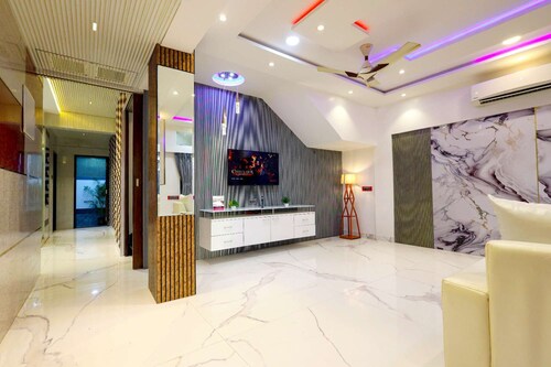 Goregaon Villa (Gagal Home)
