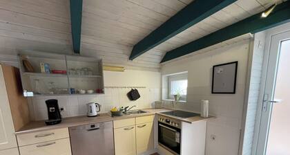 Beautiful vacation apartment on the North Sea coast with dog wifi and garden
