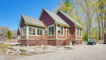 Cottage (2 Bedrooms) | Interior