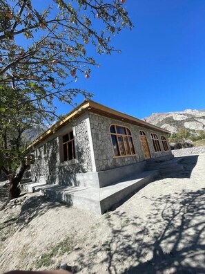 Fachada da propriedade