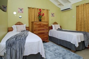 3 Schlafzimmer, Bügeleisen/Bügelbrett, kostenloses WLAN, Bettwäsche