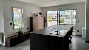 Interior - SKYLINE ROOF TOP SPA DE NAGE (Montpellier)