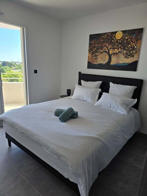 4 Schlafzimmer, Bügeleisen/Bügelbrett, Reisekinderbett, kostenloses WLAN