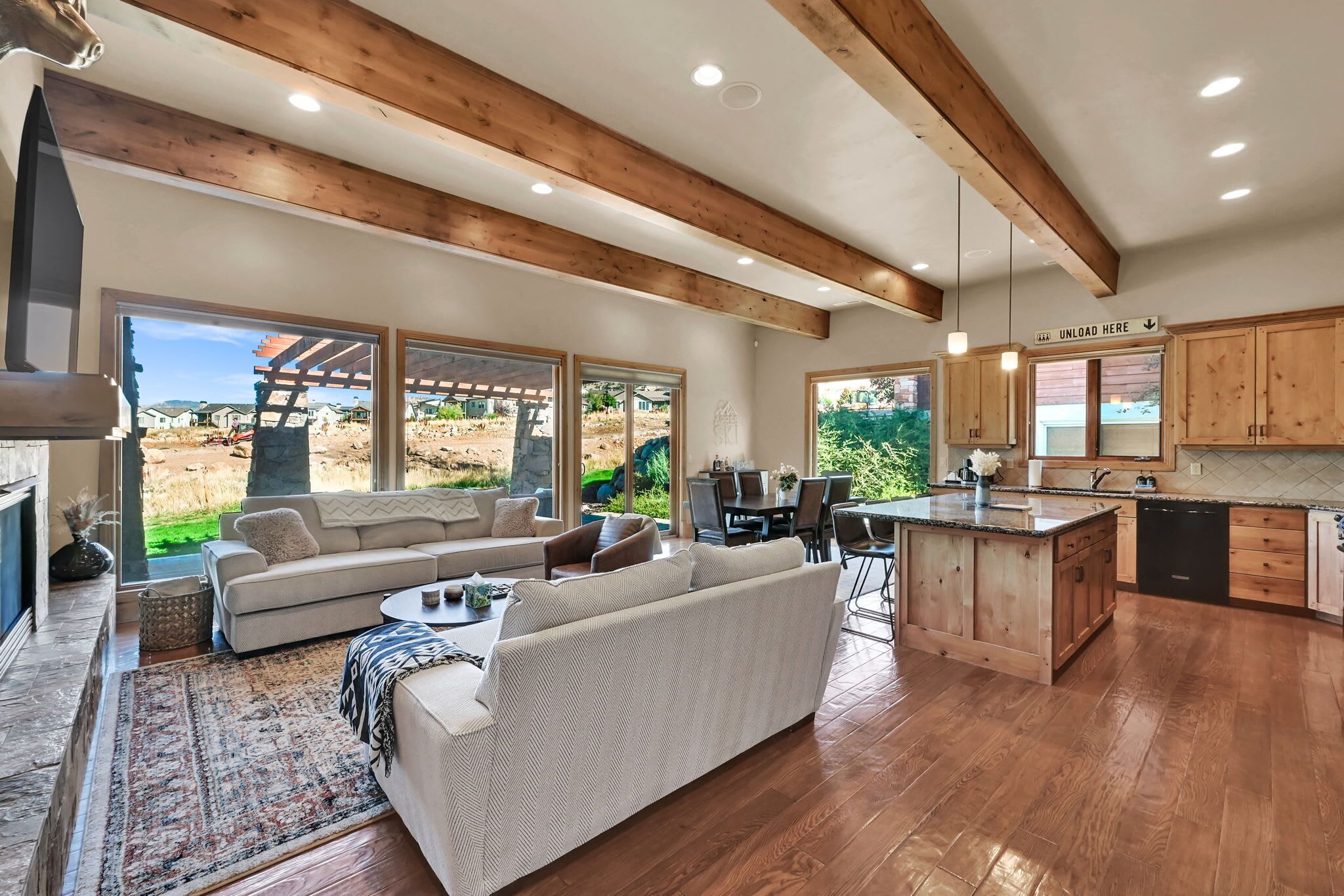 TV, fireplace, stereo, offices