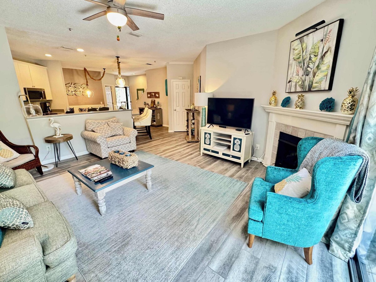 Pineapple Paradise Beach - 3BR 3BA - Pet Friendly
