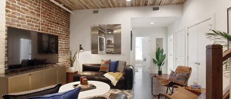 Télévision, espaces bureaux