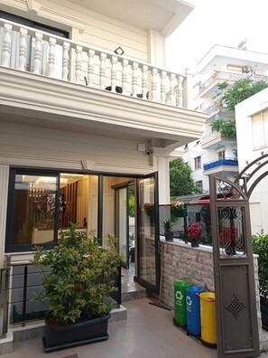 Chambre Double Deluxe, balcon, vue jardin | Vue sur la rue