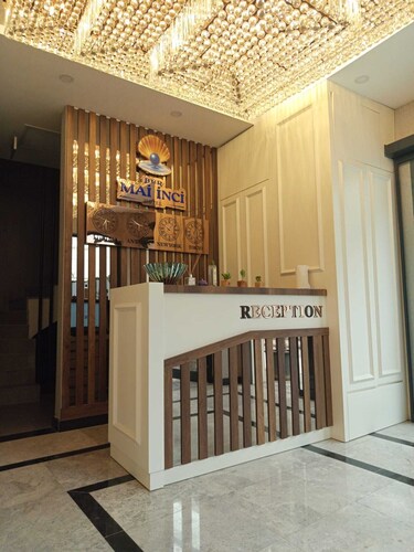 Ber Mai Inci Hotel