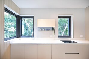 Fridge, oven, stovetop, dishwasher - Beauty &NEW 2BR front of the Beach by HolyGuest (Tel Aviv-Yafo)