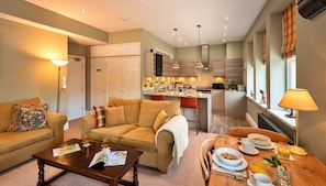 Apartment | Living room - Elegant Apartment in Buxton, No Deposit (Buxton)
