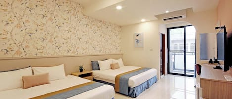 Family Quadruple Room, Balcony