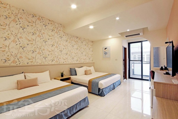Family Quadruple Room, Balcony | Desk, laptop workspace, free WiFi
