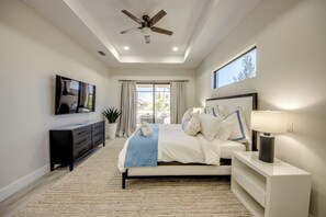 3 bedrooms, iron/ironing board, travel cot, free WiFi