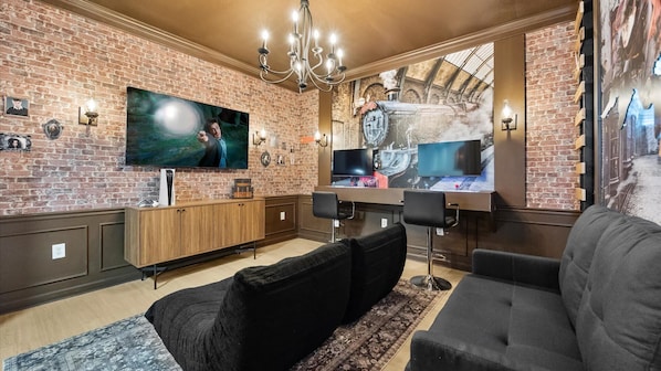 Smart TV, video games