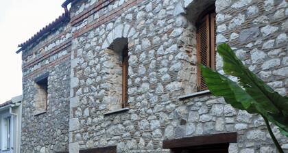 Limni Stone Apartments – Thalassa Retreat