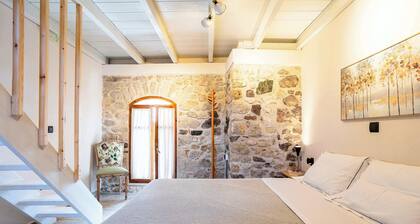 Limni Stone Apartments â Coastal Haven