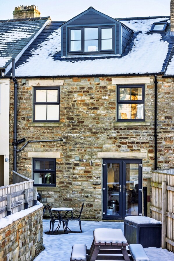 Cottage | Outdoor dining