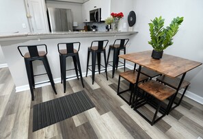 Apartment, 1 Schlafzimmer | Speisen