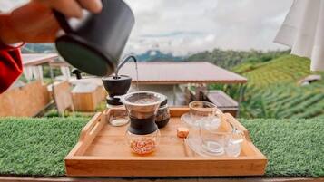 Sudah termasuk sarapan ala kontinental setiap hari