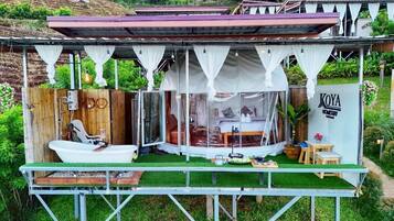 Basic Double Room, Mountain View | Bathroom