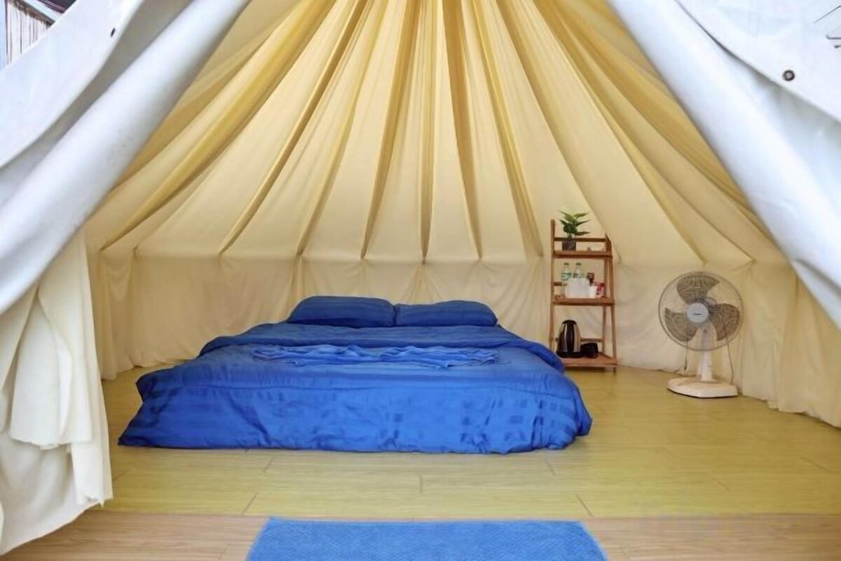 WiFi (free), individually decorated, bed sheets