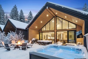 مغطس سبا خارجي