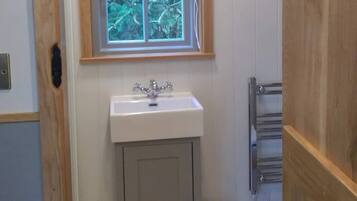 Chalet | Bilik Mandi