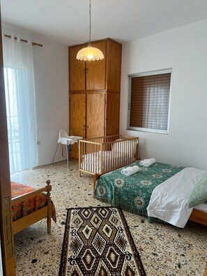 1 makuuhuone, silitysrauta/-lauta, Wi-Fi, vuodevaatteet