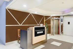 House | Reception