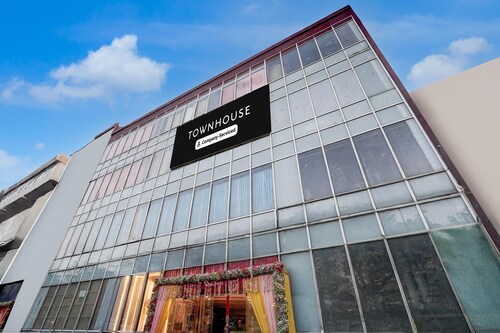 Townhouse Patparganj