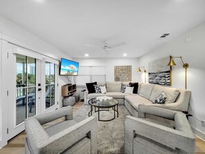 TV, DVD player, offices