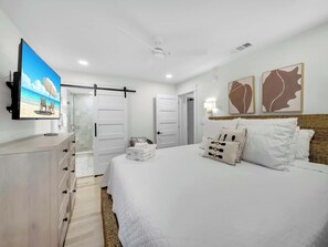 3 chambres, fer et planche à repasser, Wi-Fi, draps fournis