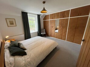3 Schlafzimmer, Bügeleisen/Bügelbrett, kostenloses WLAN, Bettwäsche