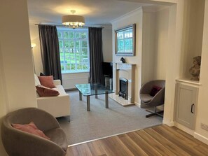 Småhus | Oppholdsområde | Peis