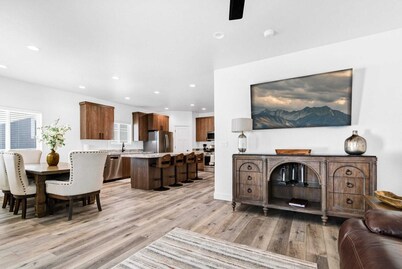 Nan's Nest: A rich, cozy retreat. Everything you need to nest in total comfort.