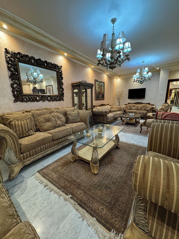 TV connectée, cheminée