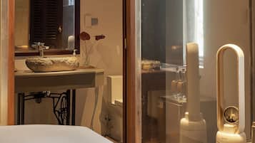 Quarto casal luxo | Banheiro | Chuveiro, chuveiro com efeito de chuva