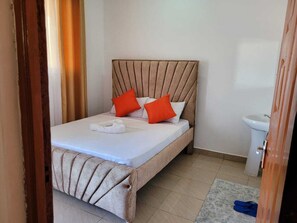 1 bedroom, iron/ironing board