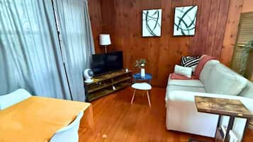 Televisio, työhuone